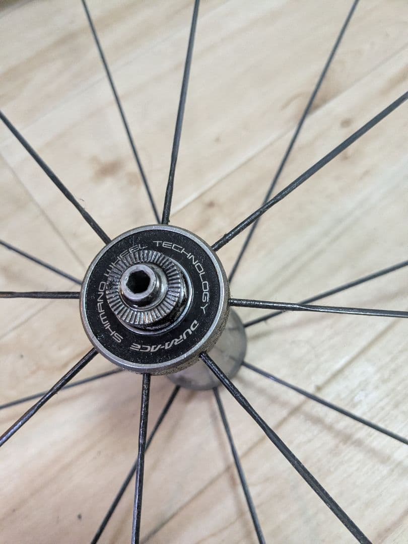 DURA-ACE チューブレス対応ホイール