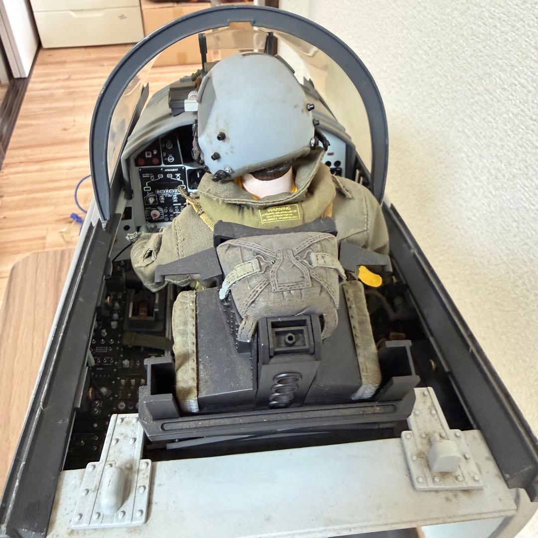 1/6 F-15C イーグルコクピット「ELITE FORCE AVIATOR」