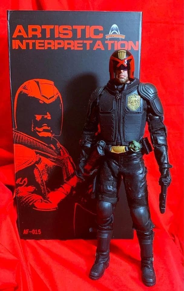 ジャッジ・ドレッド カール・アーバン 1/6 フィギュア