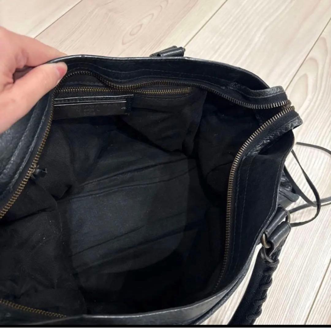 バレンシアガ　シティバック