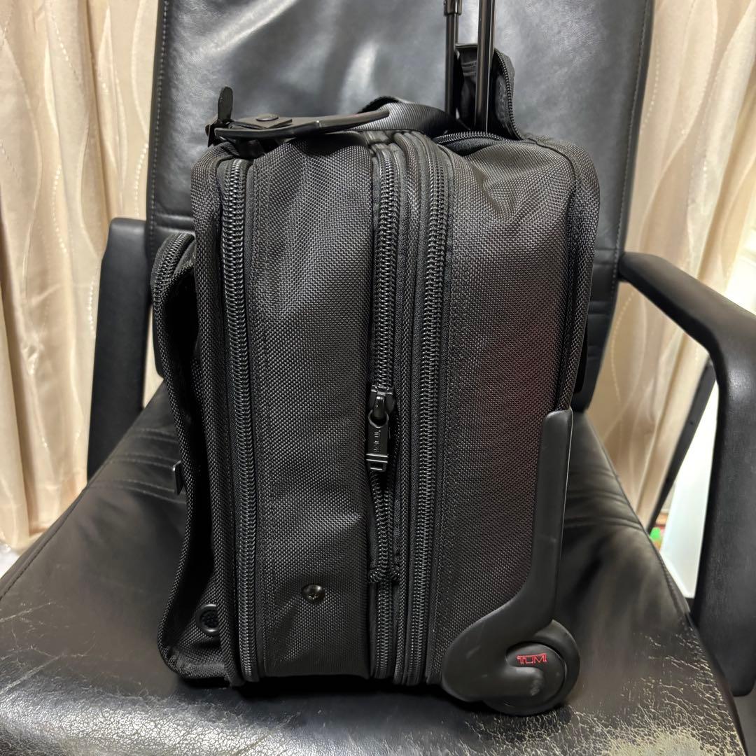 じゅん　TUMI 26103DH 難有り　拡張可　ビジネス 出張 旅行