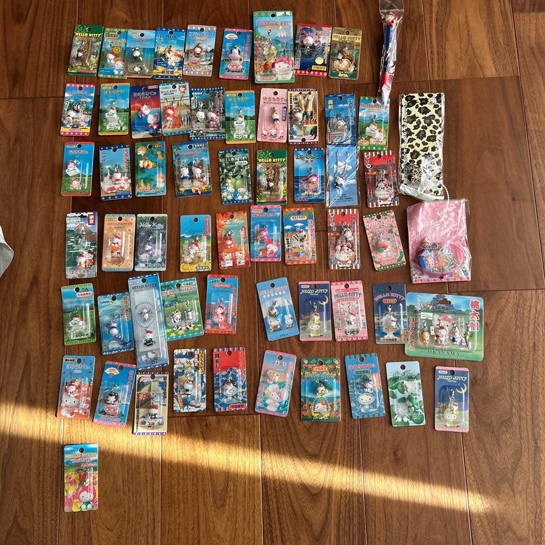 ご当地ハローキティ チャーム サンリオ キーホルダー 等コレクション