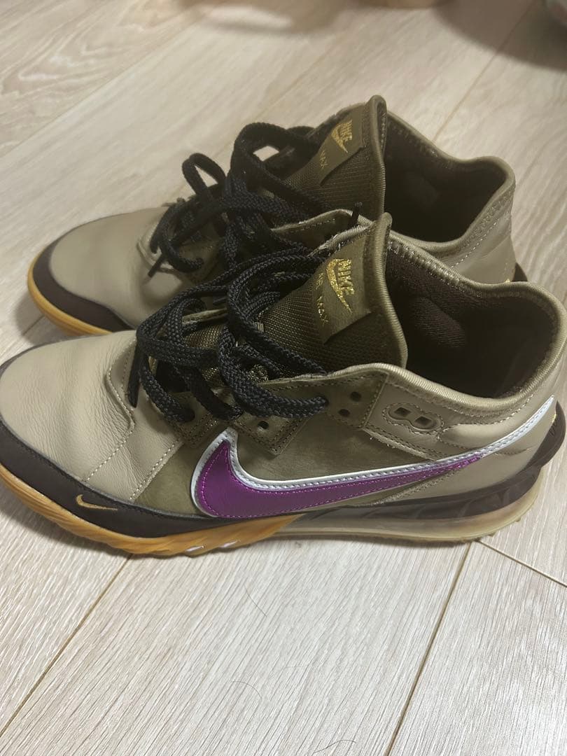 atmos × Nike LeBron 18 Low