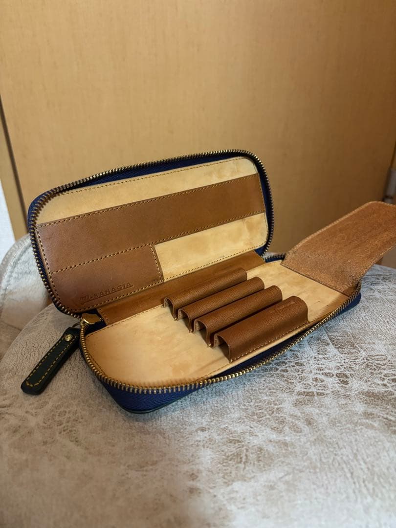 【値下げしました】バハギアペンケース　ラウンドジップ型　プエブロオルテンシア