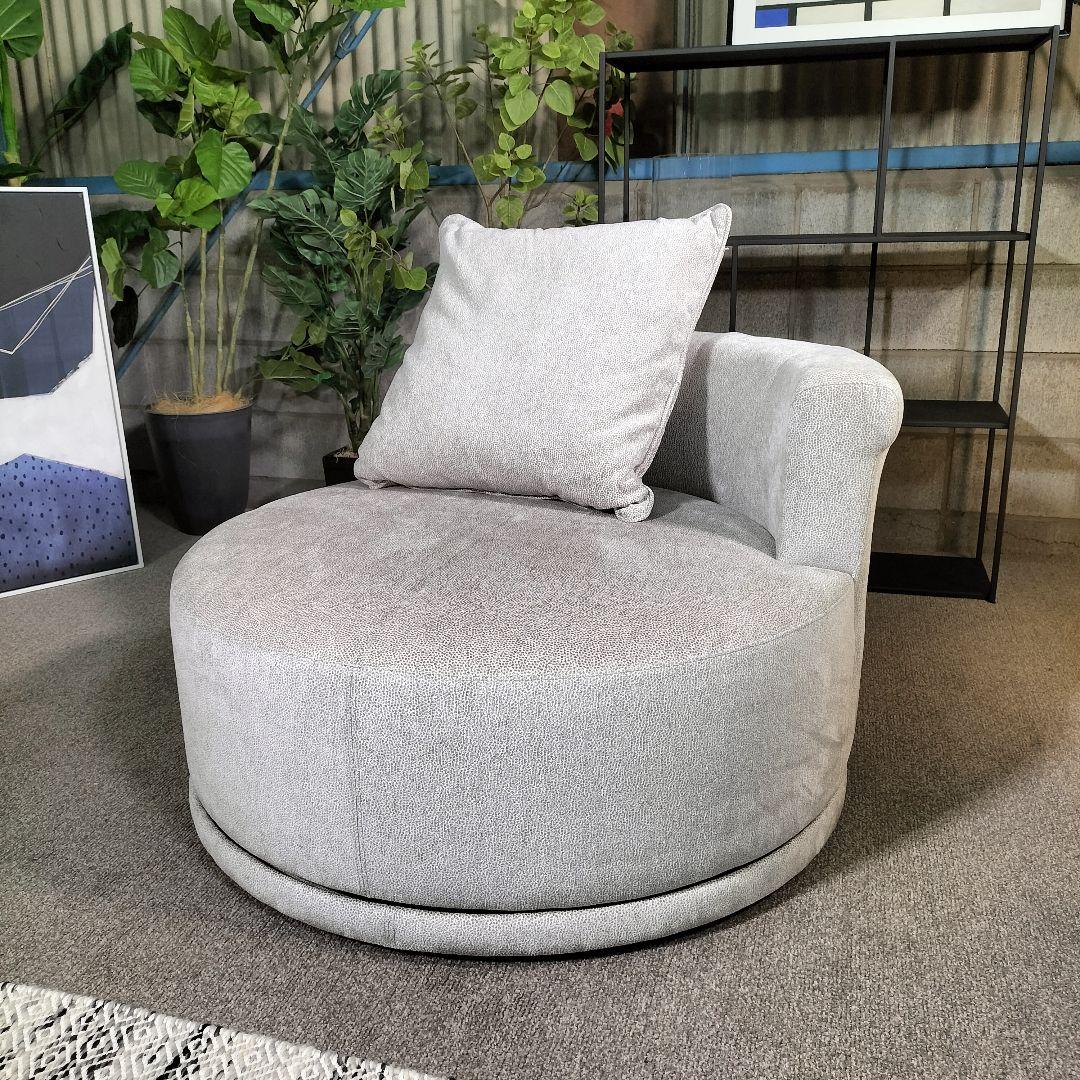 大*0様 回転 ソファ 直径100cm モデルルーム展示品(355)