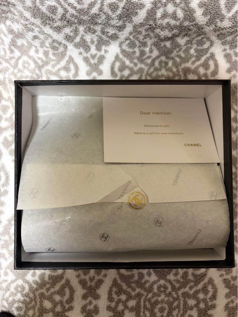 CHANEL MAKEUP ハンドル　パール　キルティング　バッグ　ノベルティ