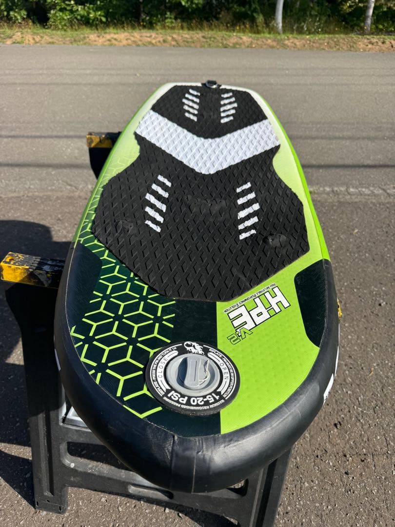 フォイルサーフボード　インフレータブル　Gong Hipe 4’11 48L