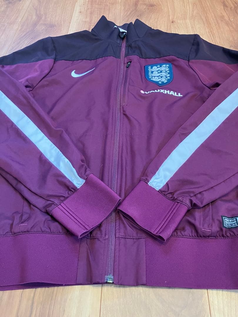 【美品】ナイキ×イングランド代表/トラックジャケット　ドリルトップ M古着