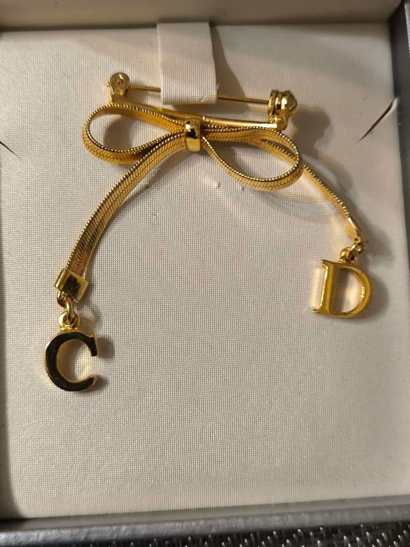 Christian Dior ゴールドリボンブローチ ヴィンテージ