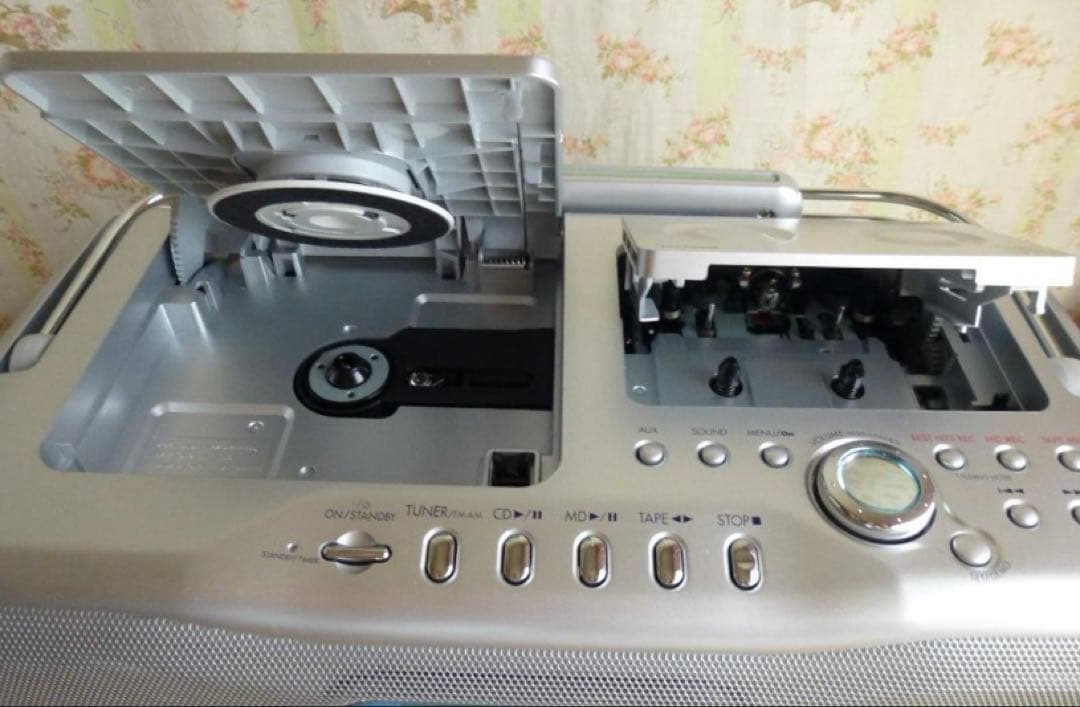 未使用品　箱付　KENWOOD MDX-J3 CD・MD・カセットデッキ