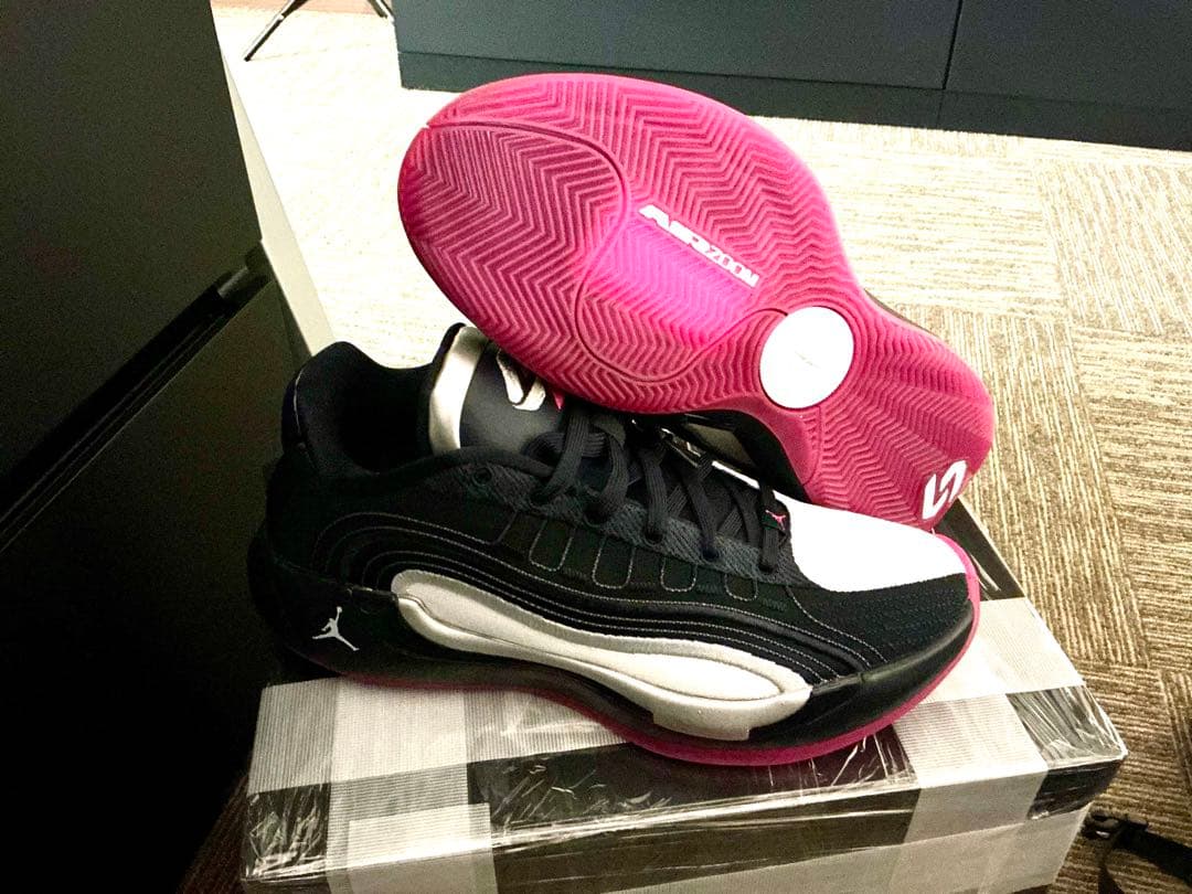 新品未使用！Jordan Luka 4 27.5cm