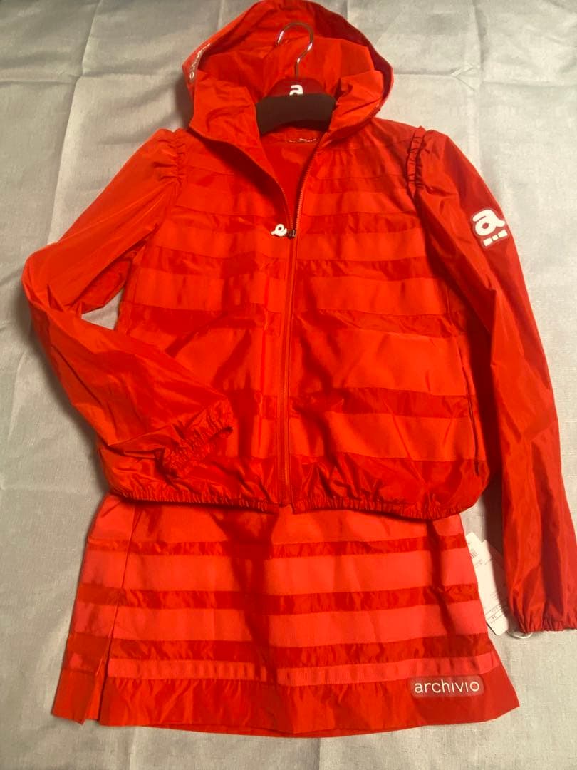 値下げ！　新品未使用タグ付きarchivio フルジップ ブルゾン 36レッド