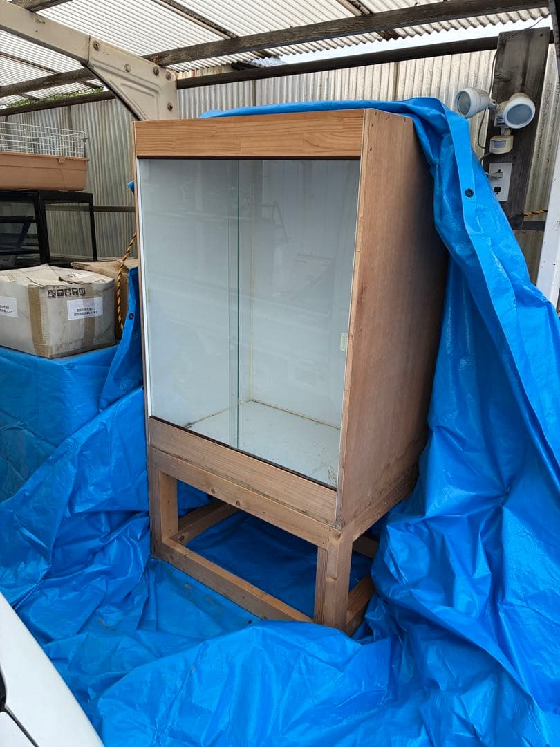 木製爬虫類ケージ　台付き