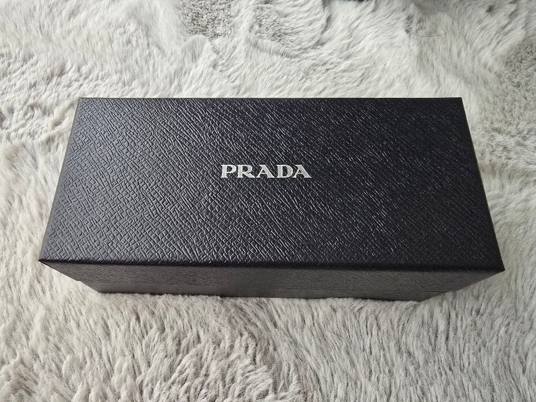 新品未使用✨PRADA SPR260 サングラス NERO