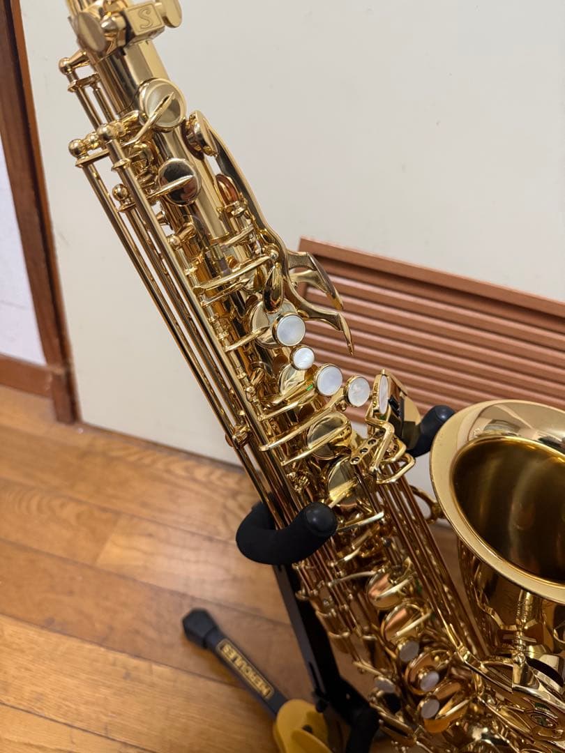 アルトサックスA2000GPシルフィード（シャイニーケース付き）