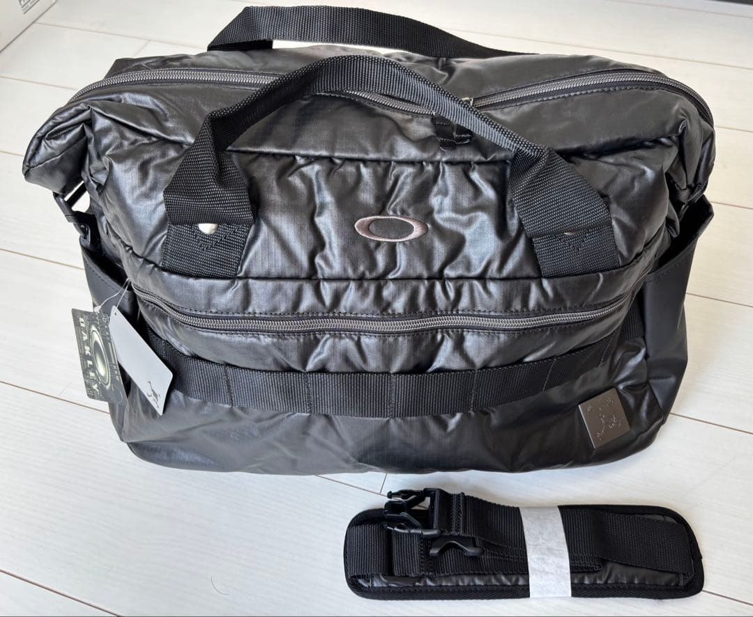 ★未使用★ OAKLEY ボストン ショルダー2wayバック　ブラック