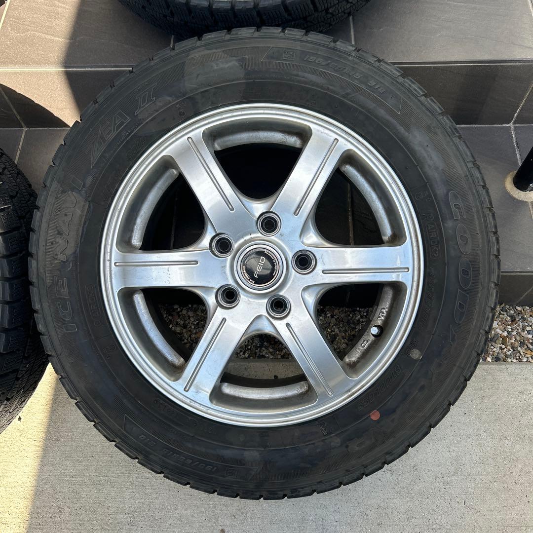 ブリヂストン スタッドレスタイヤ　ホイールセット 4本セット 15インチ