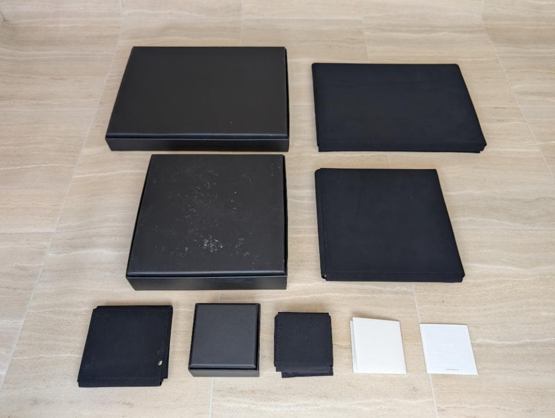 シャネル　CHANEL　アクセサリー入れ　ケース　空箱　デニム地　ベロア　黒