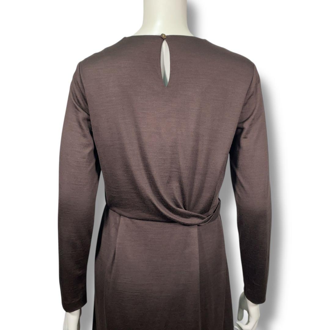 極美品 モラビト 上質ウール100% ビーズ装飾 ドレープワンピース 38