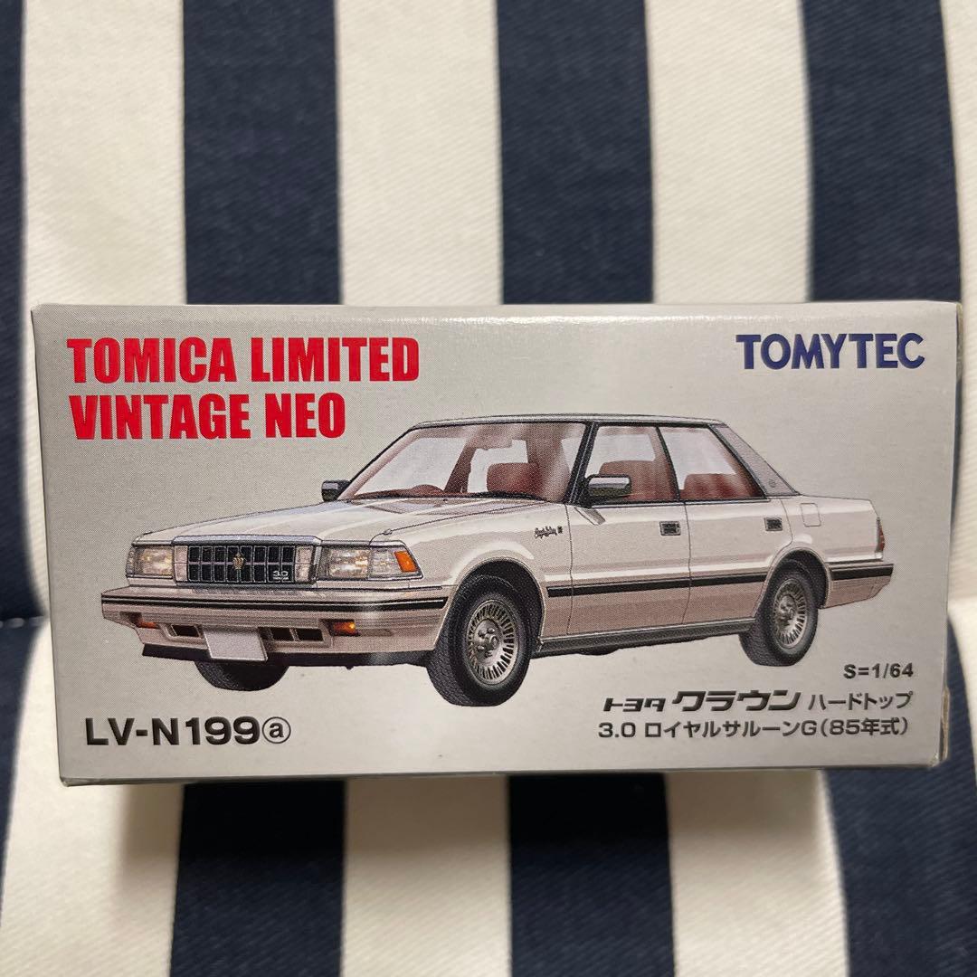 【新品未使用】トヨタ クラウン ハードトップ 3.0 LV-N199a