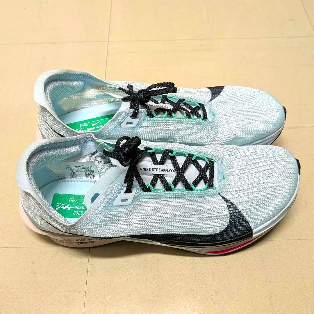 【未使用】NIKE ストリークフライ2　25.5cm
