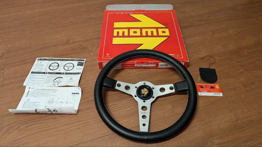 momo prototipo 35φ　シルバー　モモ　プロトティーポ