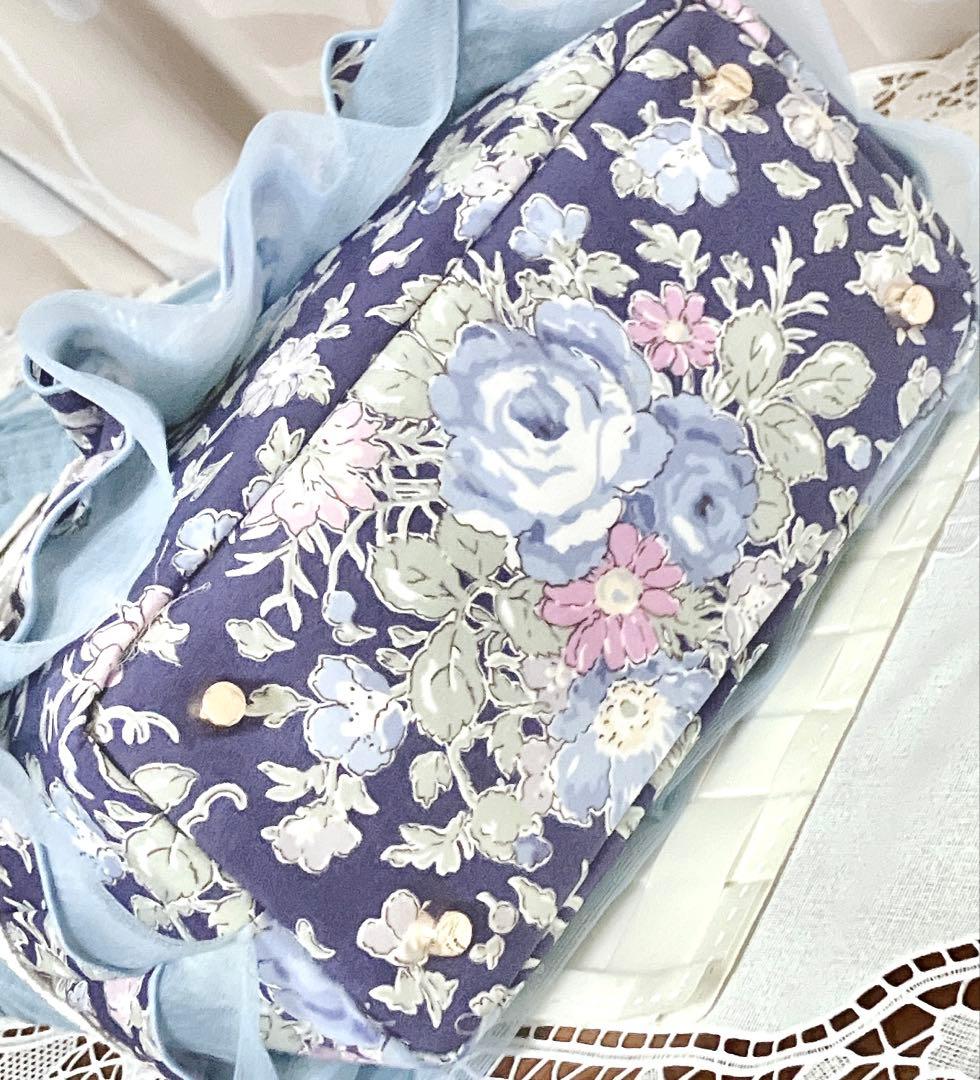 ゆみ❣️ カテドラルウィンドウ リバティ ローズエレン 手刺繍薔薇