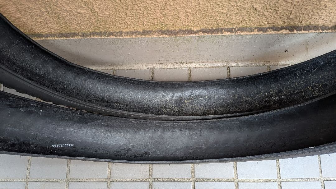 Surly Dirt Wizard 27.5 x 3.0 2本セット