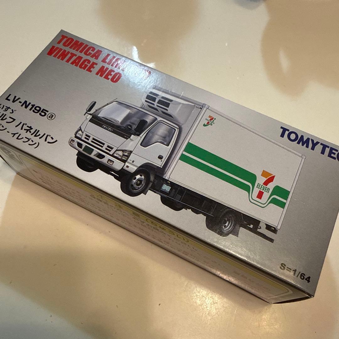トミカリミテッドヴィンテージNEO いすゞ エルフ セブン-イレブン