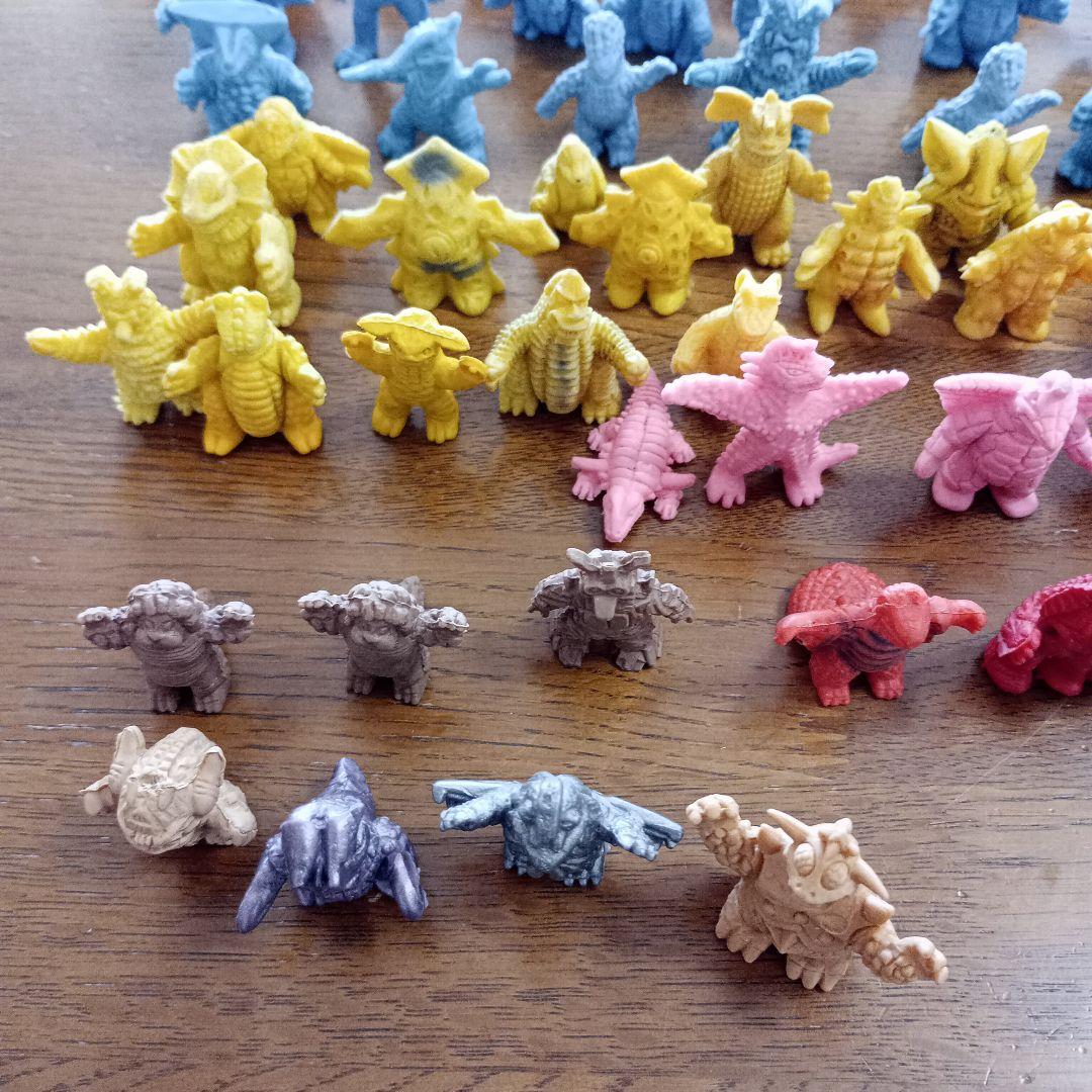 昭和レトロ　ウルトラマン　怪獣消しゴム　135体