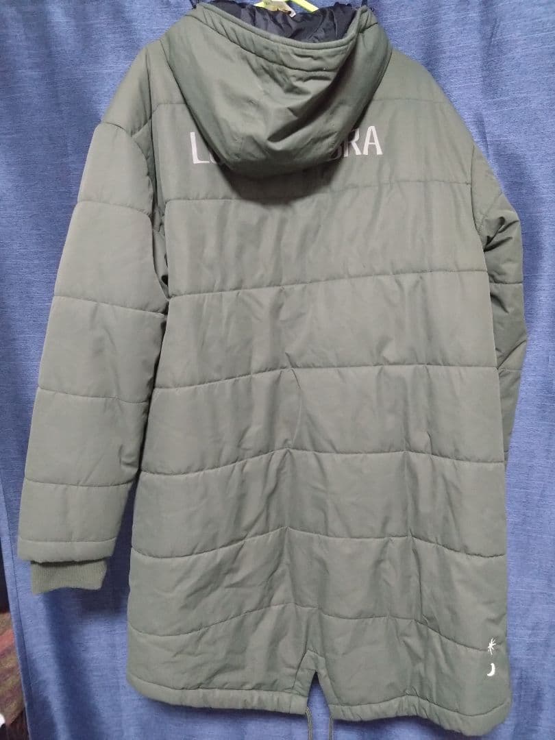 TANKE　プロフィール必須。ページLuz e Sombra ベンチコート