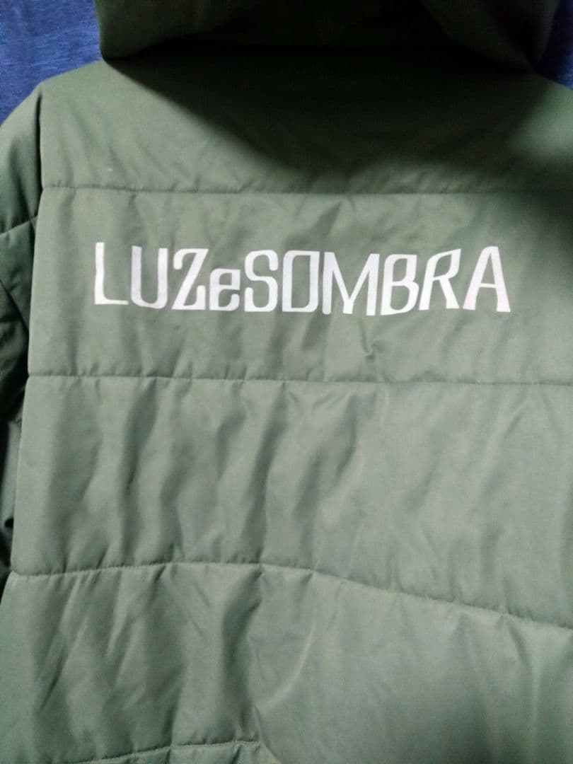 TANKE　プロフィール必須。ページLuz e Sombra ベンチコート