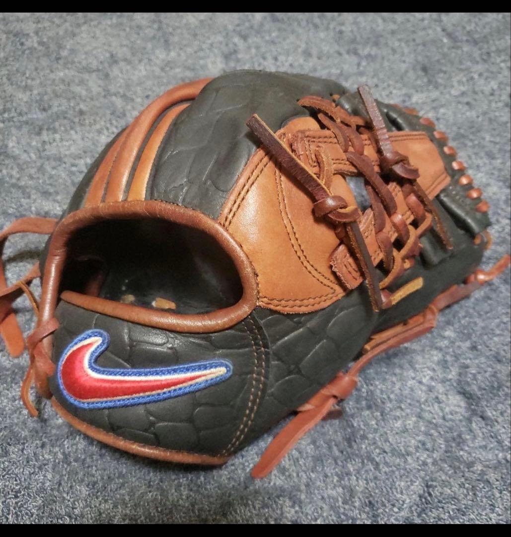 NIKE 軟式用グローブ　岩村モデル