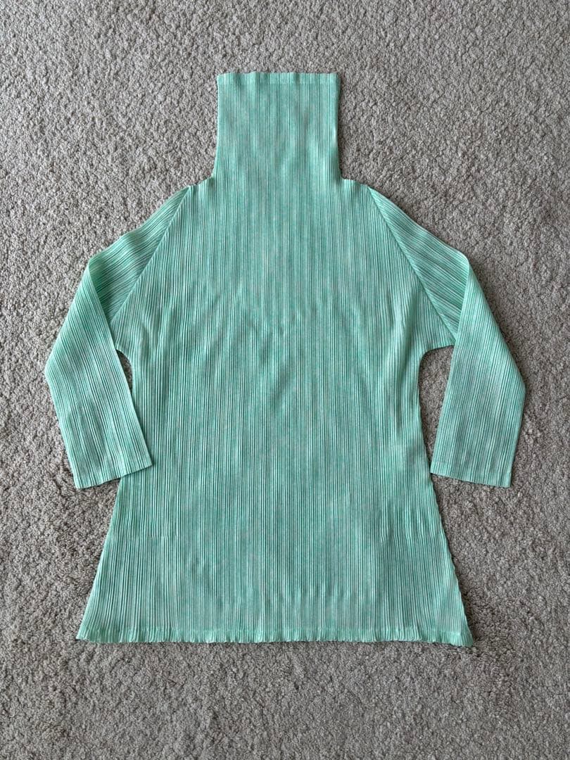 ⑧美品　プリーツプリーズ　イッセイミヤケ　サイズ3 薄緑色
