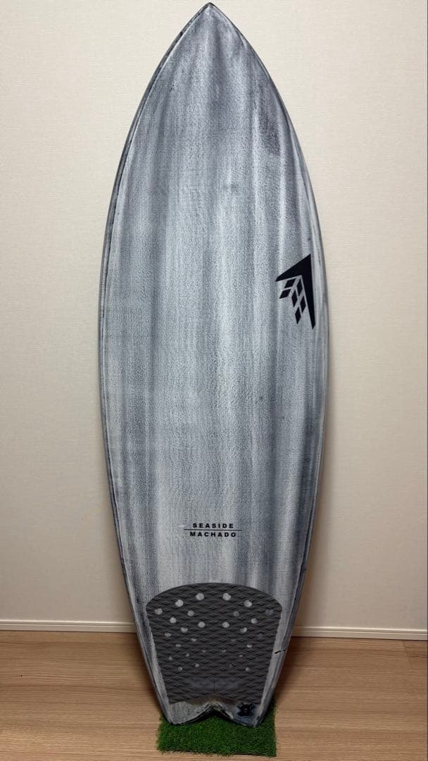 firewire seaside 5’10” volcanic fin付属
