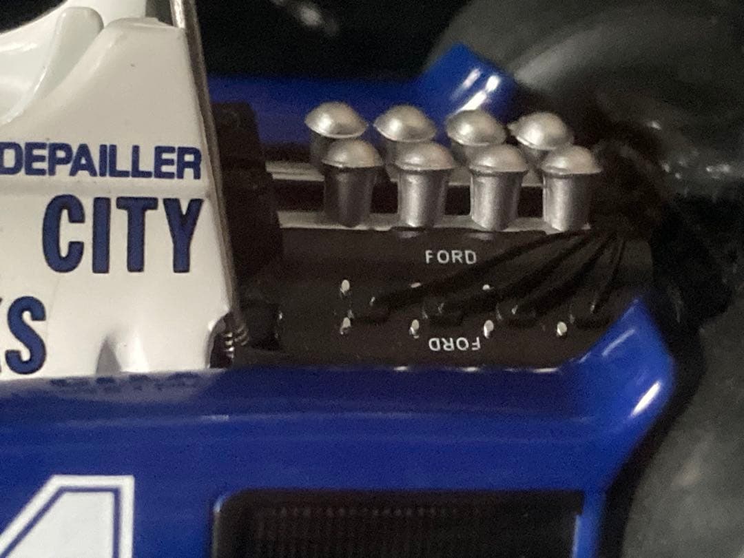 日本未発売　ビッグスケールF1コレクションtyrrell P34 /2 1/24