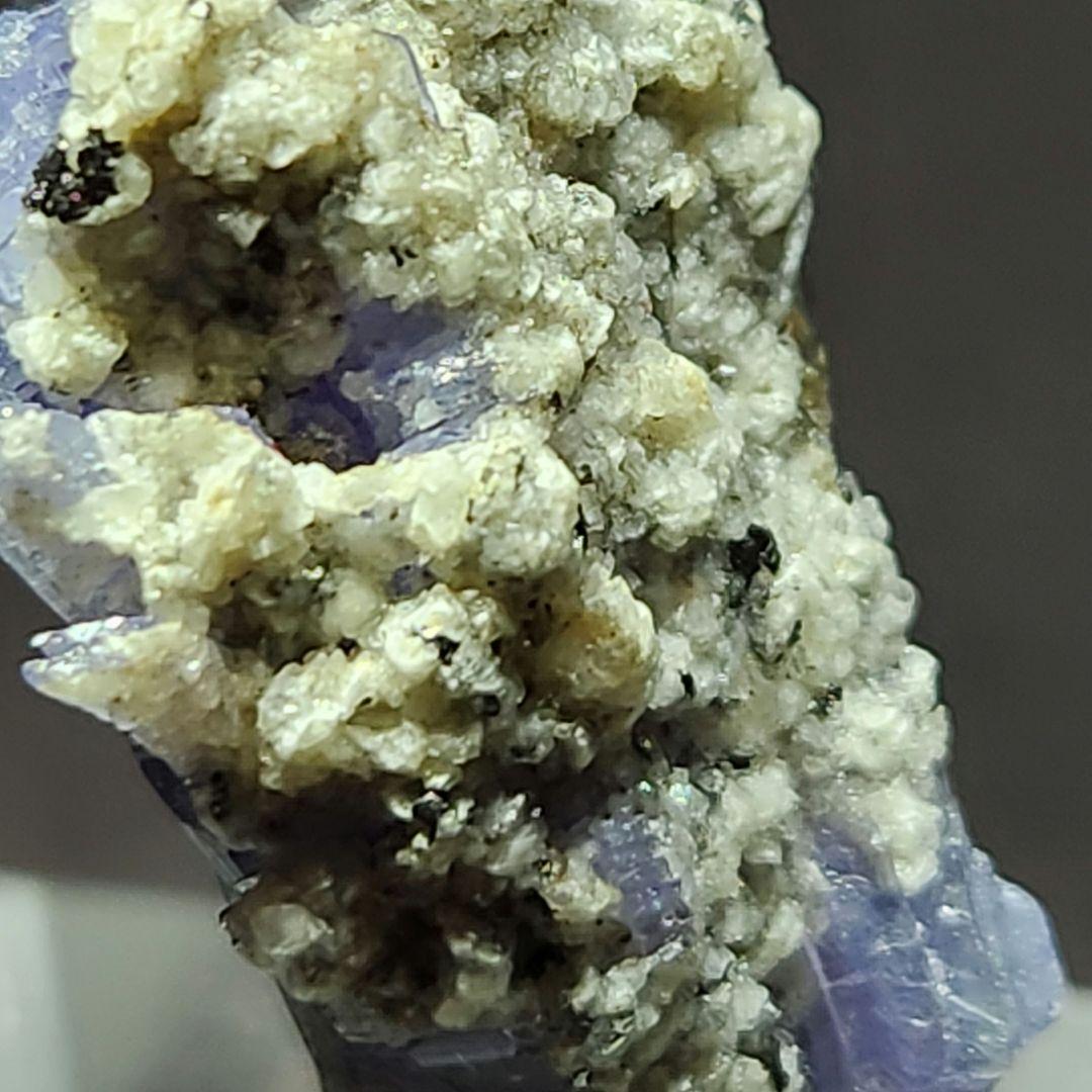 レア✨天然非加熱 スプレータイプ タンザナイト＆カルサイト共生原石