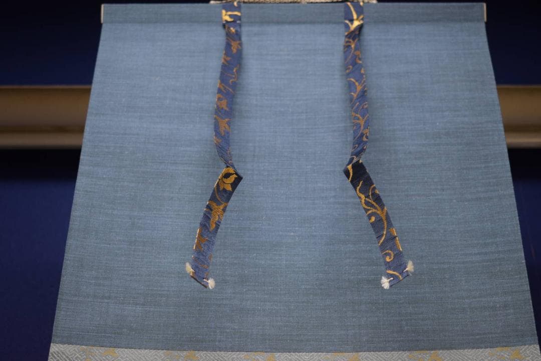 複製/千宗旦/利休居士像図/工芸/桐共箱付/布袋屋掛軸HH-406