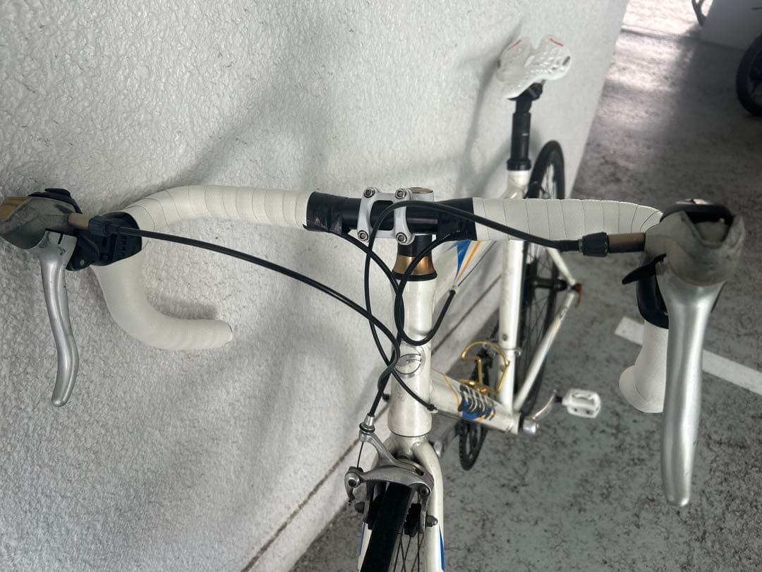 【全国送料込み】整備済みGIANTロードバイク@東京