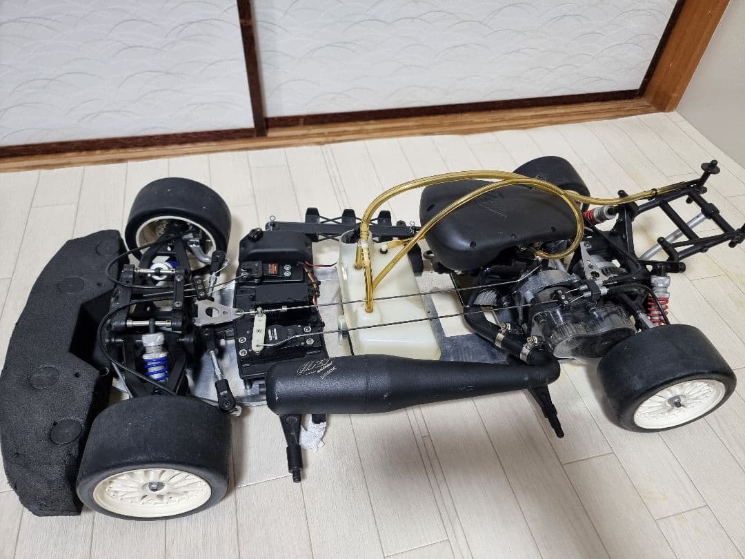 FG 1/5スケール全長90センチ 2ストエンジン23cc