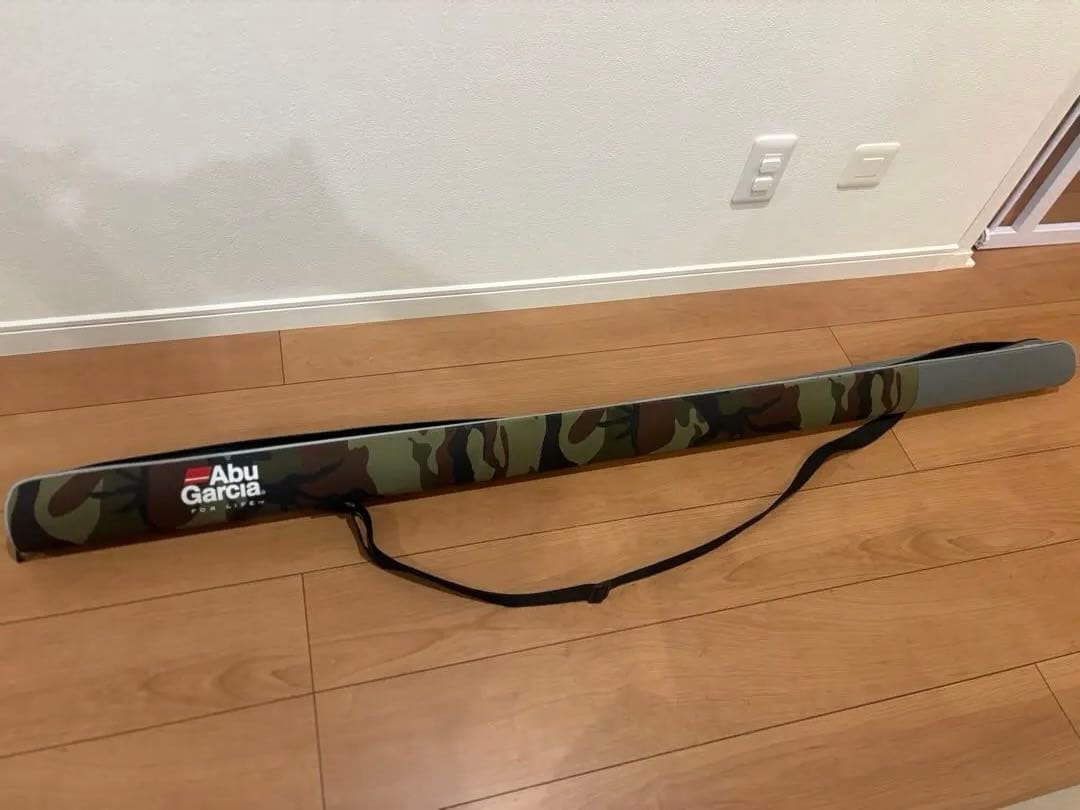 ロッド2本 ケース付き　シマノ　アブガルシア
