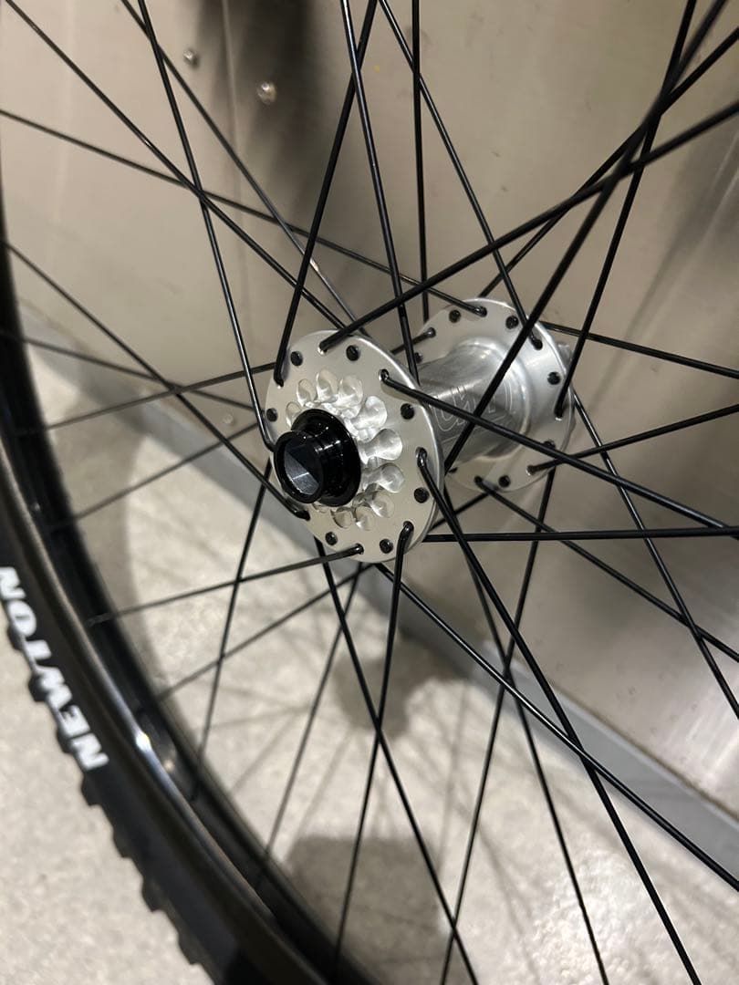 7*w様 MTB カーボンホイール　前後29　Tune MS 前後ブースト 定価