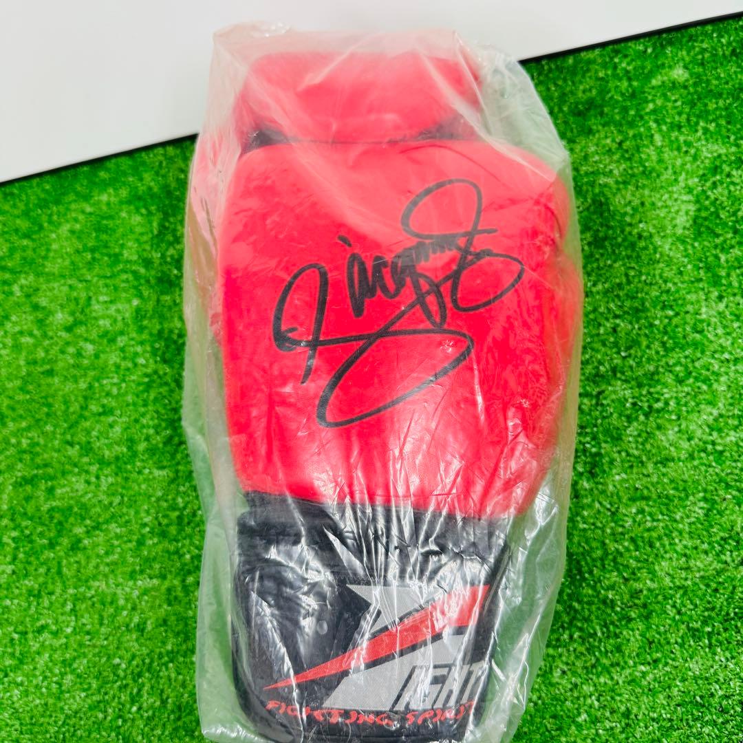 新品 マニー・パッキャオ サイン入りグローブ　ボクシング レア商品