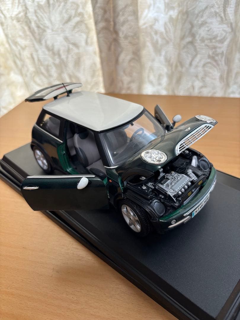 1/18Maisto MINI COOPER 深緑ダークグリーン×白屋根USED