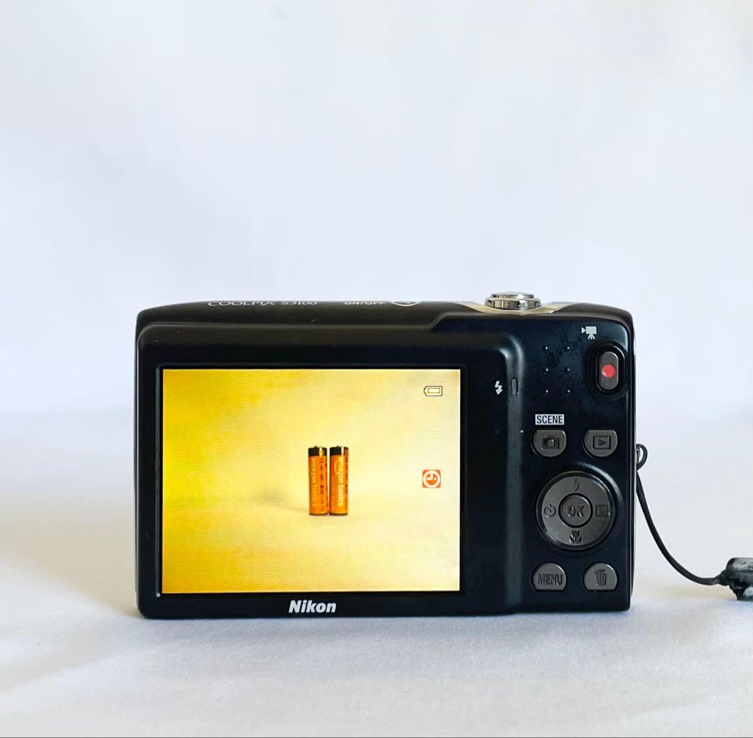 デジタルカメラ momo