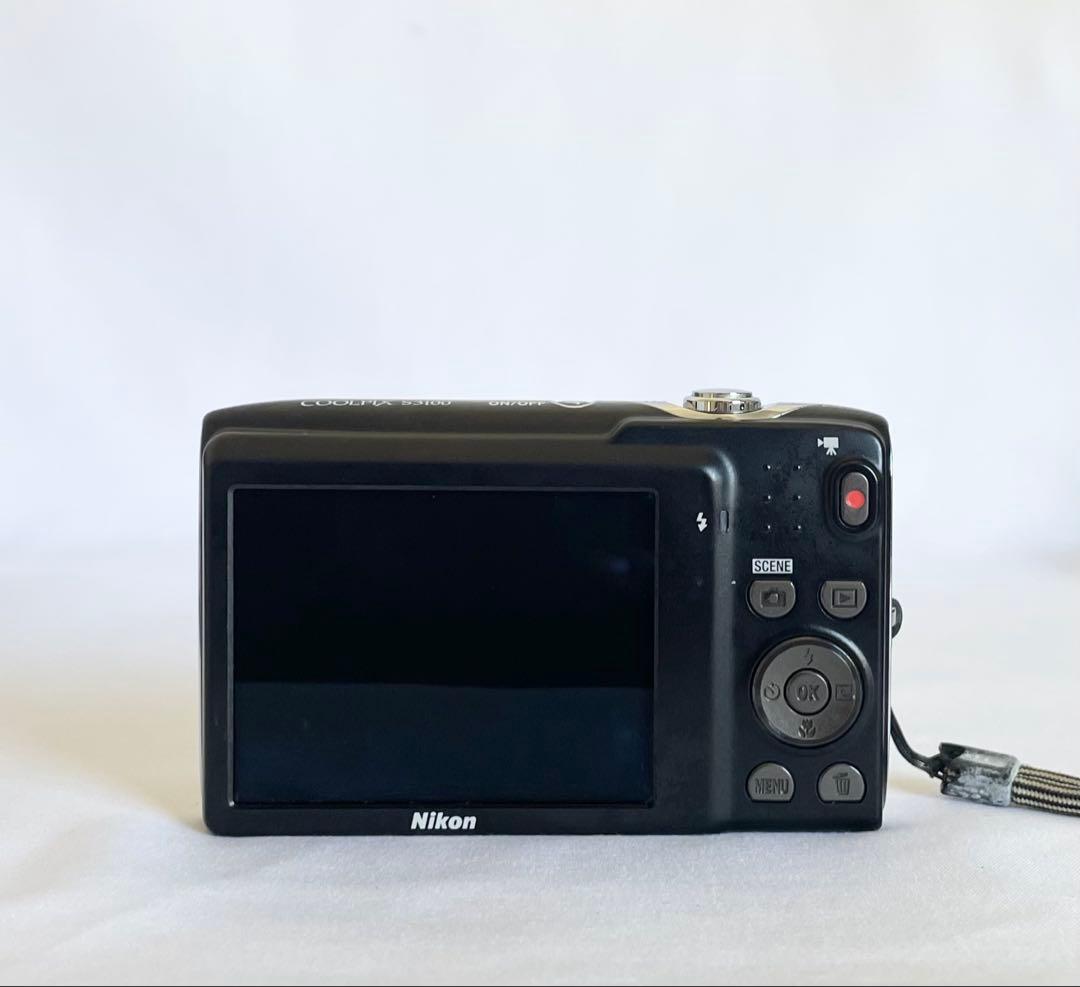 デジタルカメラ momo