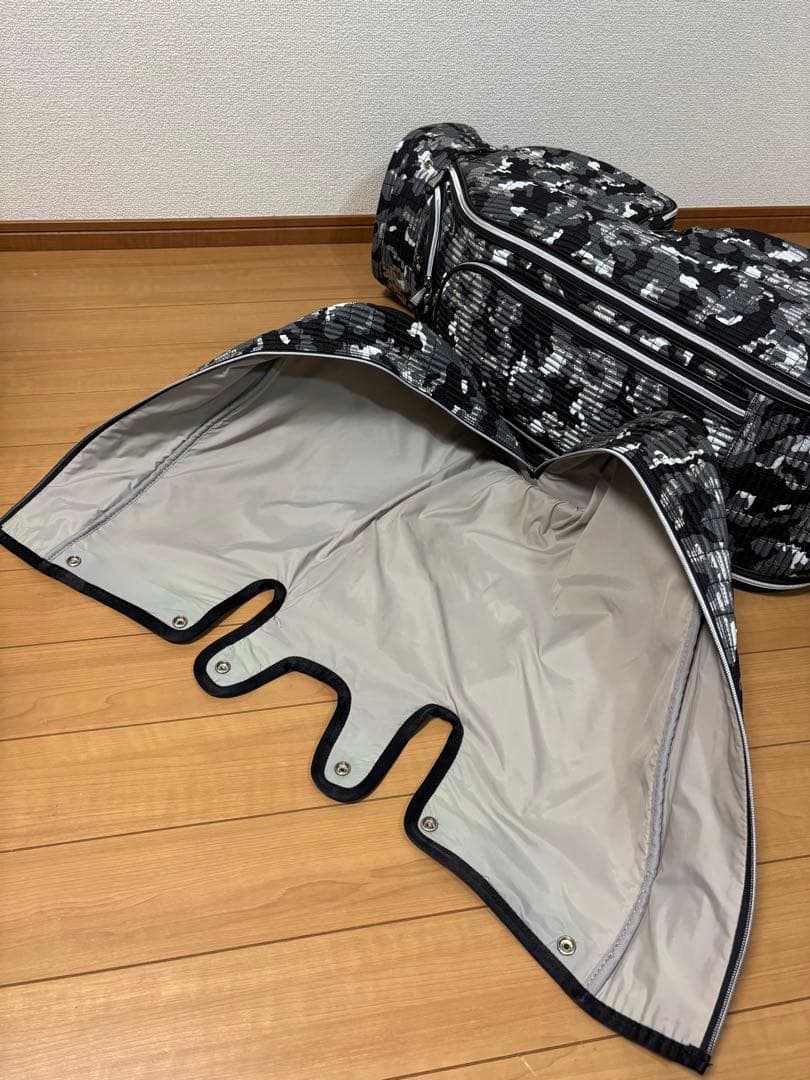 オウル OUUL キャディバッグ シルバークラシックカモフラージュ　美品