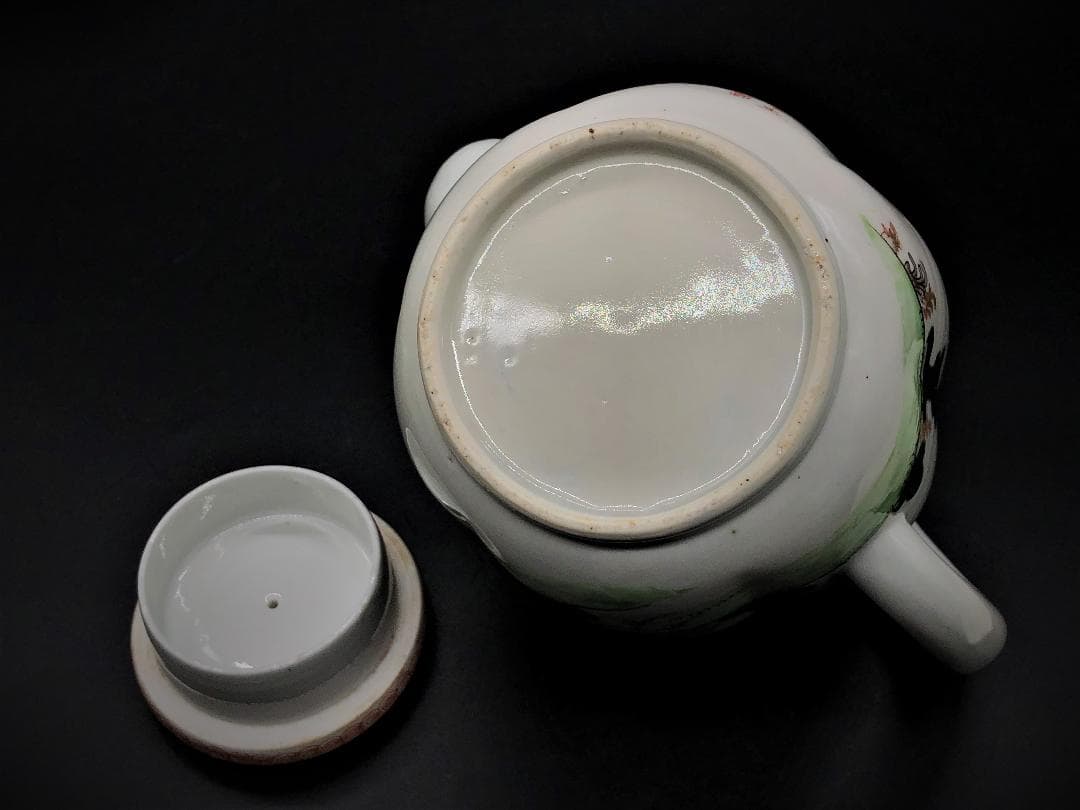 【 色鍋島水瓶 】 肥前官窯松鶴色絵　江戸期　桐箱付き