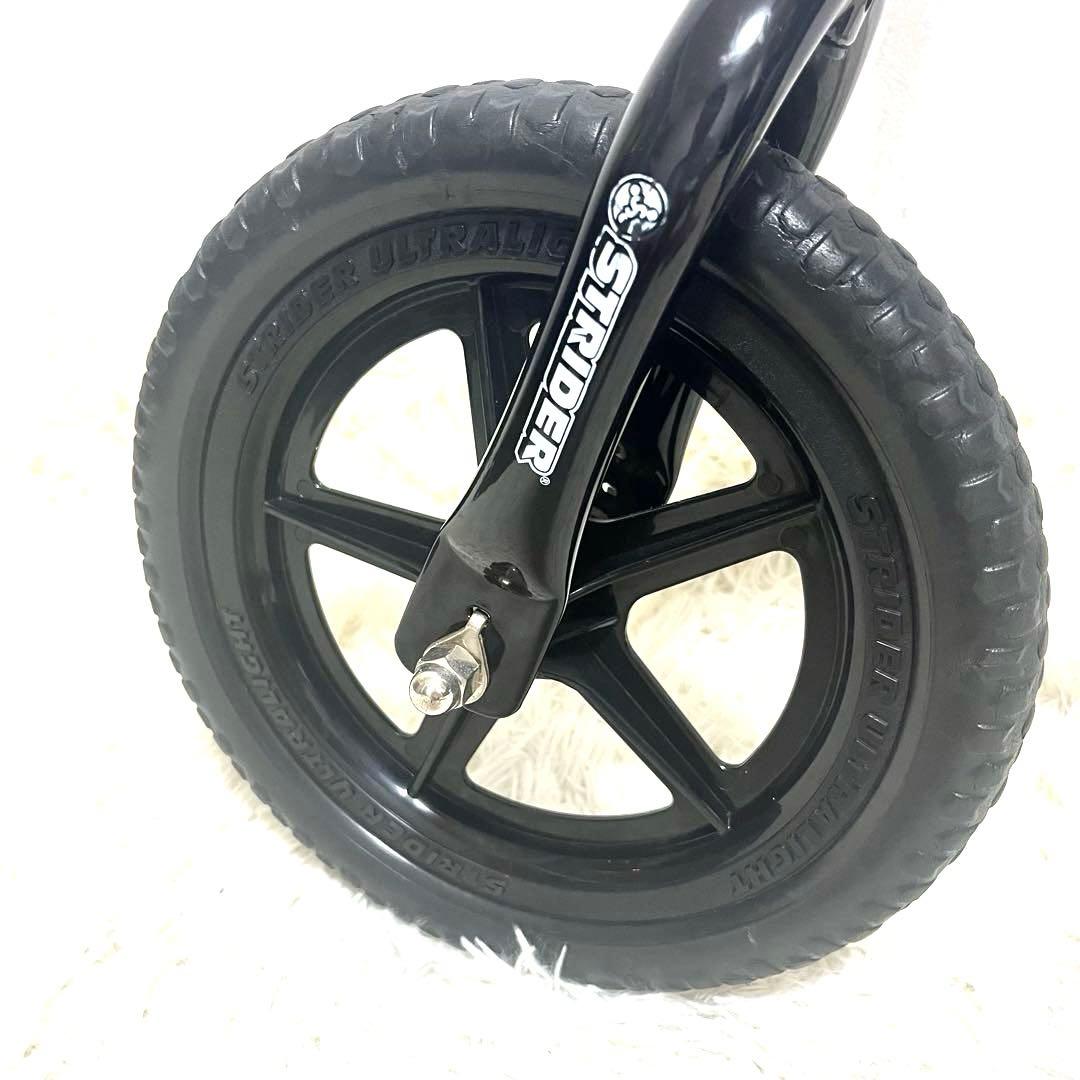 美品 STRIDER SPORTS ストライダー スポーツ 12インチ 青