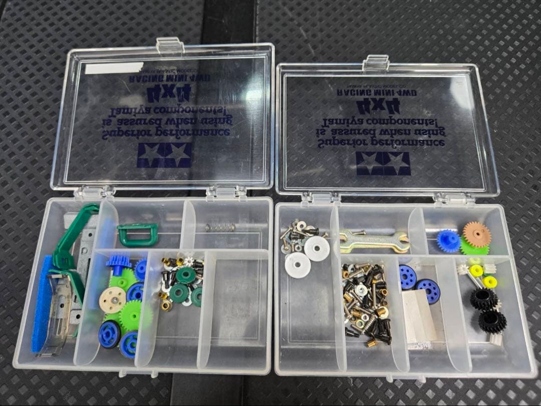 ミニ四駆　パーツ2箱セット